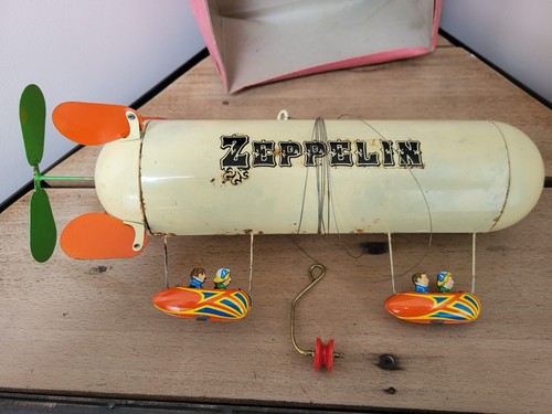 Ancien jouet zeppelin - ancien,
