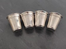 Argent massif. Gobelets à