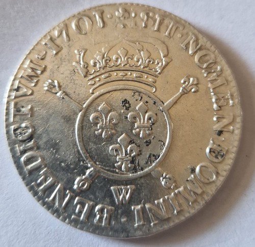 Ecu aux insignes - , xiv