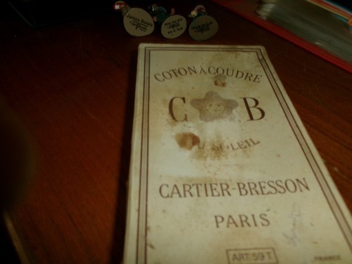Ancienne boîte vide carton - vide,