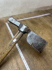 hache outil ancien couvreur