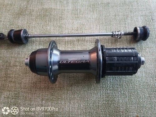 Moyeu shimano arrière ultegra