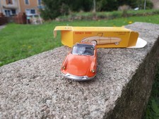 Dinky Toys Citroen DS 19 24C restaurée-transformée en cabriolet avec une boite