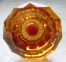 Petit Ambre Coupe Verre Tiroir