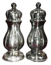 PAIRE DE SALIÈRES DE STYLE