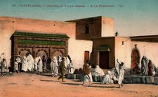 CPA MAROC - CASABLANCA - 64. Nouvelle ville arabe - A la Fontaine