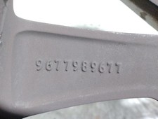 9677989677 jante pour PEUGEOT