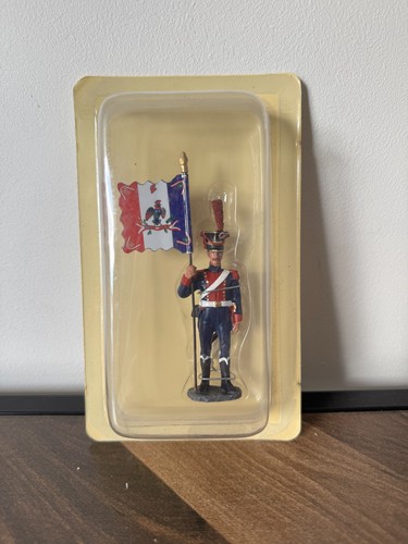 Hachette soldat plomb porte - plomb,