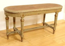 Banquette de piano Louis XVI cannée bois sculpté laqué Napoléon III XIXème