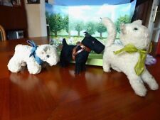 3 animaux en peluche anciens. Un chat un ours et un rare petit chien (Ric & Rac)