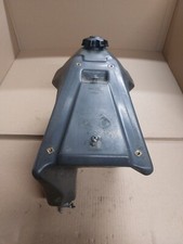 réservoir d'essence complet