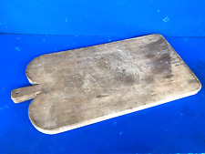 Ancienne planche à découper de cuisine en bois de campagne début 20ème art pop