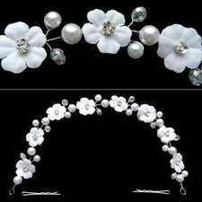 Courronne diadème fleurs mariage souple coiffure tissu strass perles blanches