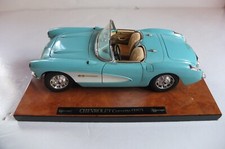 BURAGO 1:18 CHEVROLET CORVETTE (1957) BURAGO EXECUTIVE