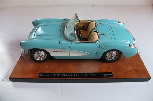 Burago chevrolet corvette - 1:18,