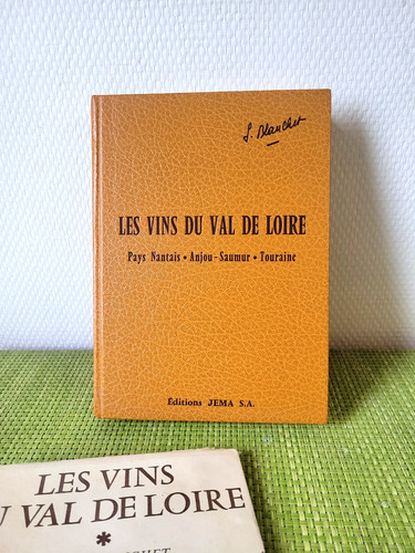 Livre les vins val - les, du