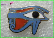 Pin's Oeil OUDJAT Dieu Horus  Faucon EGYPTIEN signé Conderoux CORNER  #A3