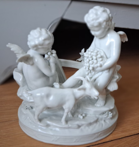 Figurine porcelaine blanche - porcelaine,