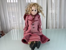 Poupée d'artiste ancienne