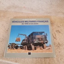 Véhicules militaires