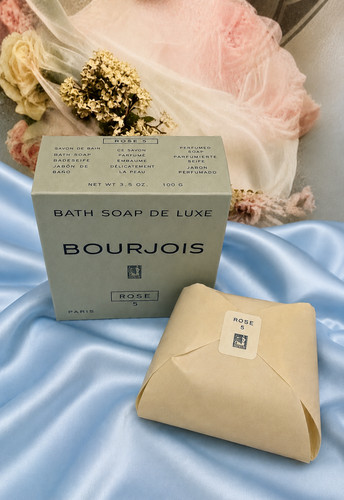 Ancien savon bourjois rose 5 - ,