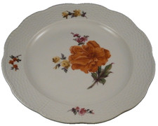 Assiette Florale En Porcelaine