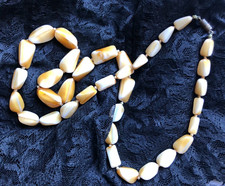 Vintage French Caramel Agate Knotted Beaded Barrel Fastening Necklace c1950s