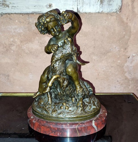 Groupe bronze cherubin - en,