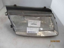 Phare droit Volkswagen PASSAT