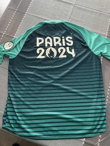 Modèle shirt maillot - modèle, taille