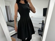 Petite robe noire modèle