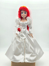 Poupée Disney en Porcelaine