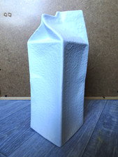 Vase biscuit porcelaine