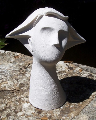 Sculpture blanche terre - 7,