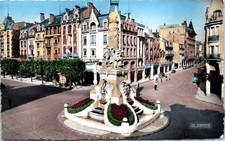 51 REIMS carte postale