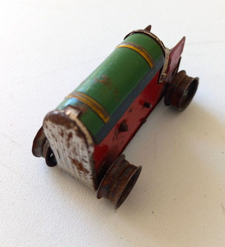 Petit tracteur tôle - petit,