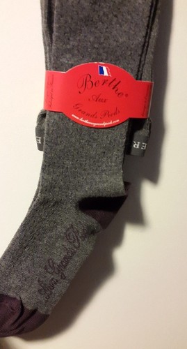 Berthe aux grands pieds - grands,