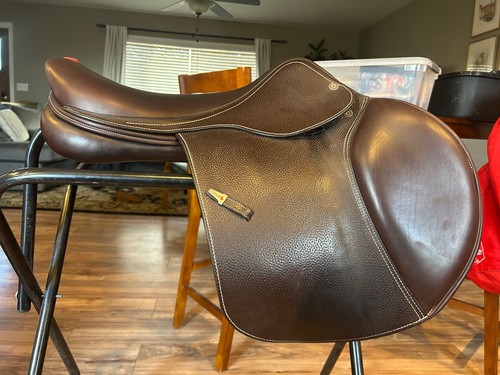 Equipe 26 saddle - 18",