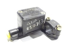 Maitre cylindre (freinage)