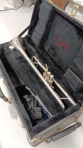 Trompette bach stradivarius - trompette,
