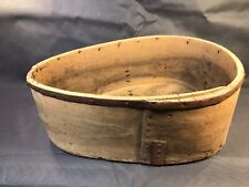 Ancienne mesure agricole bac en bois cerclage métal déco chalet montagne art pop