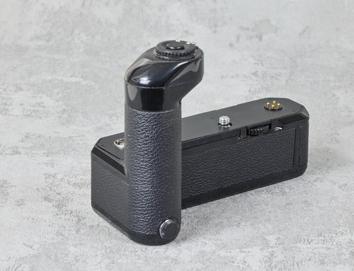 Nikon motor drive - md-12,