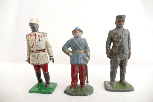 Figurine plomb creux - en,