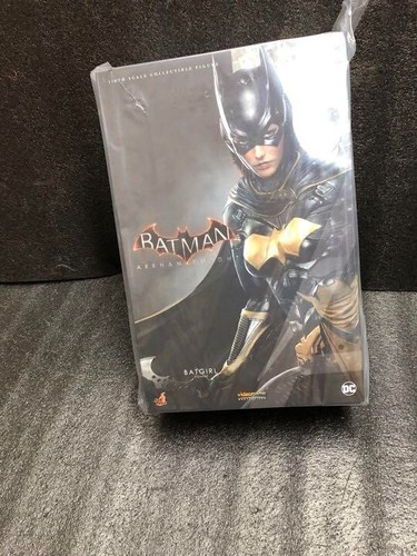 Hot toys batgirl action - toys,