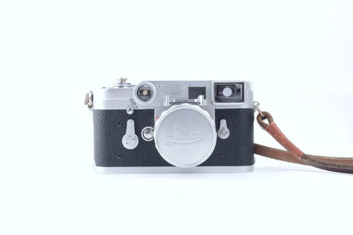 Leica 1957 summicron - m3,
