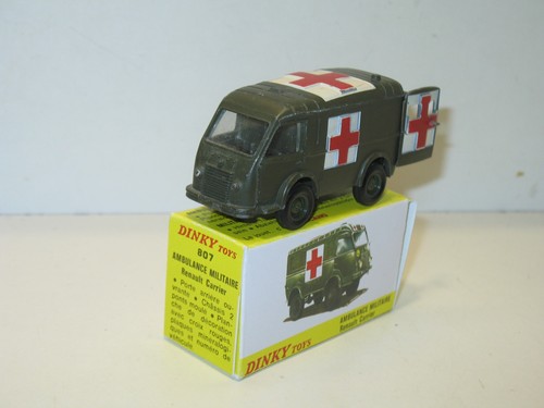Dinky toys renault militaire - dinky,