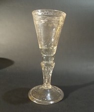Ancien verre a jambe XVIII