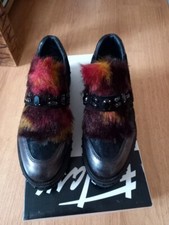 Très Belles chaussures derbies noires pointure 37 Fantasy