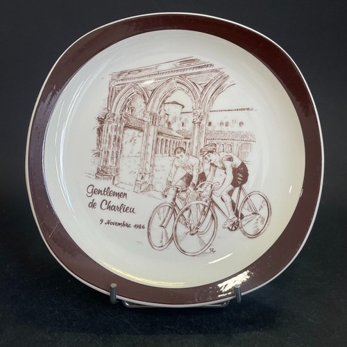 Assiette commémorative le - assiette, "le