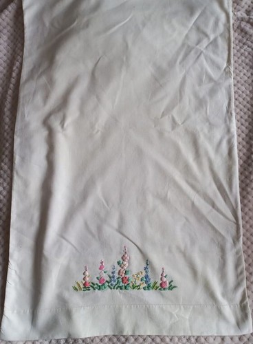 Taie oreiller blanche broderie